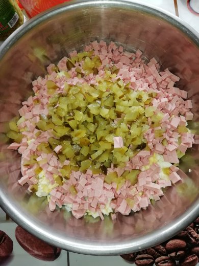 Оливье с яблоком - Шаг 3