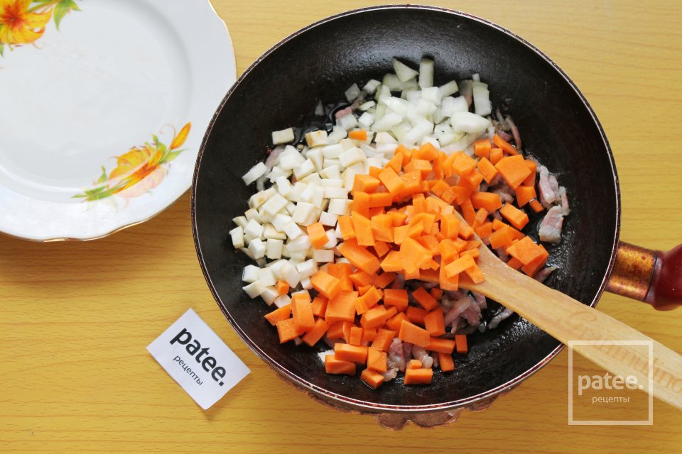 Кулеш с салом и овощами - Шаг 11