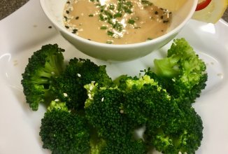 Полезный ужин : 🥦Брокколи с кунжутным соусом ☘️