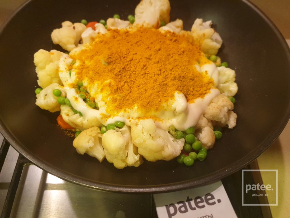 Рис с курицей и цветной капустой под соусом карри - Шаг 9