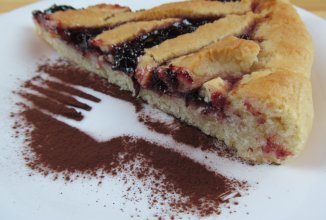 Постный пирог с вареньем