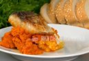 Скумбрия с цветной капустой и морковным пюре