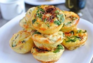 Кексы из творога с сыром и овощами