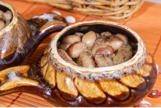 Фасоль в горшочках