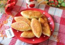 Жареные пирожки с красной чечевицей