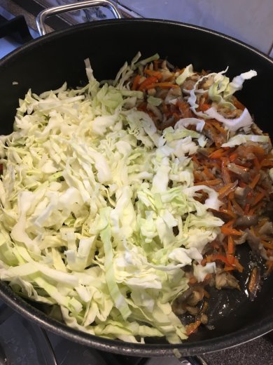 Постная солянка с вешенками - Шаг 3