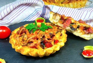 Картофельные тарталетки с грибной начинкой