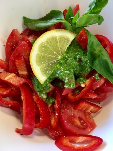 «Алый» салат 🥗 с зелёным песто - Шаг 5