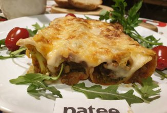 Канелоне с начинкой из брокколи и шампиньонов