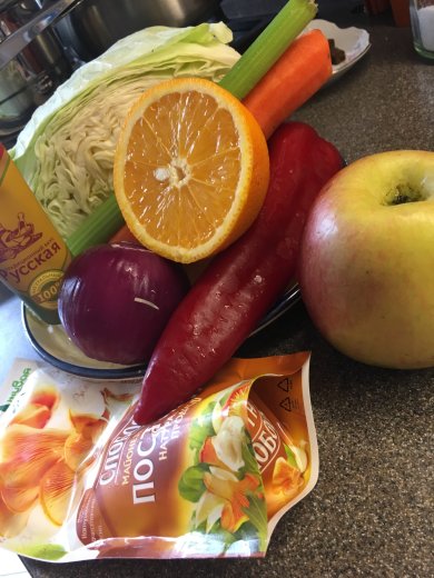 Коулслоу по-новому - Шаг 1