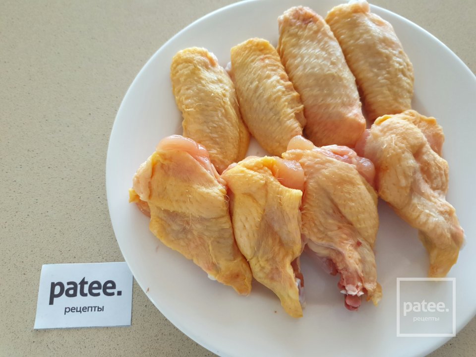 Лапша по-китайски чоу мейн с куриными крылышками - Шаг 1