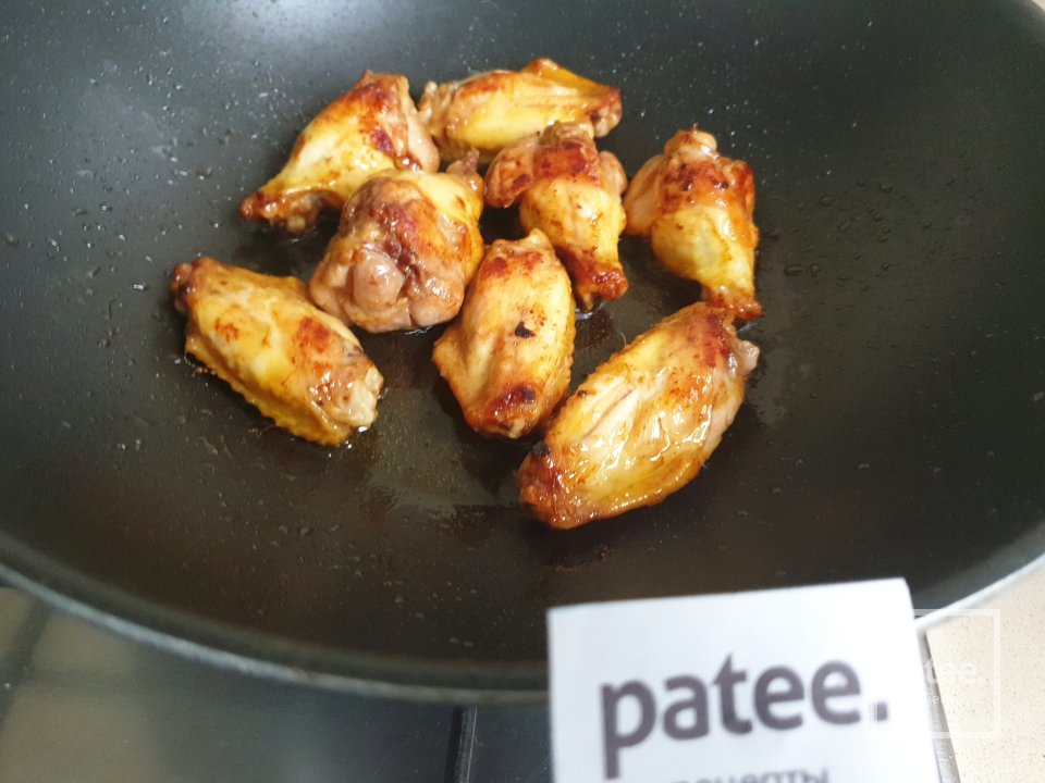 Лапша по-китайски чоу мейн с куриными крылышками - Шаг 3