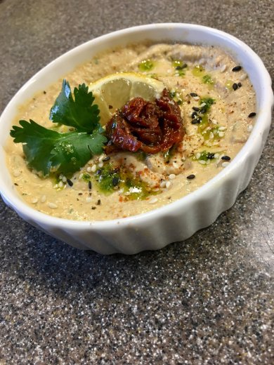 Хумус с базиликовым песто и вялеными помидорами 🍅 - Шаг 7