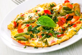 Омлет с овощами