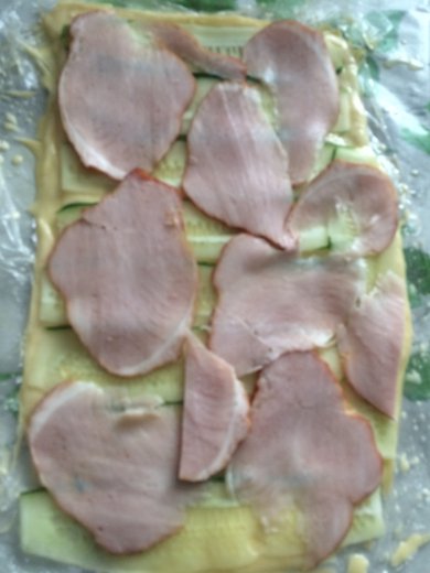 Закуска с сыром, огурцом и корейкой - Шаг 5