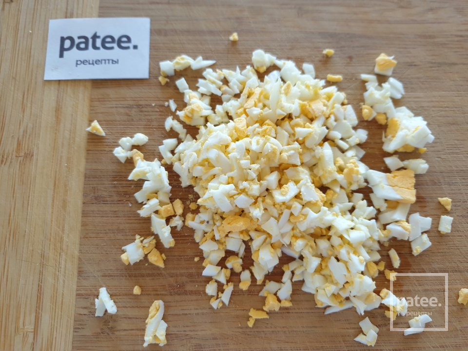 Лёгкая закуска с фаршированными крабовыми палочками - Шаг 1