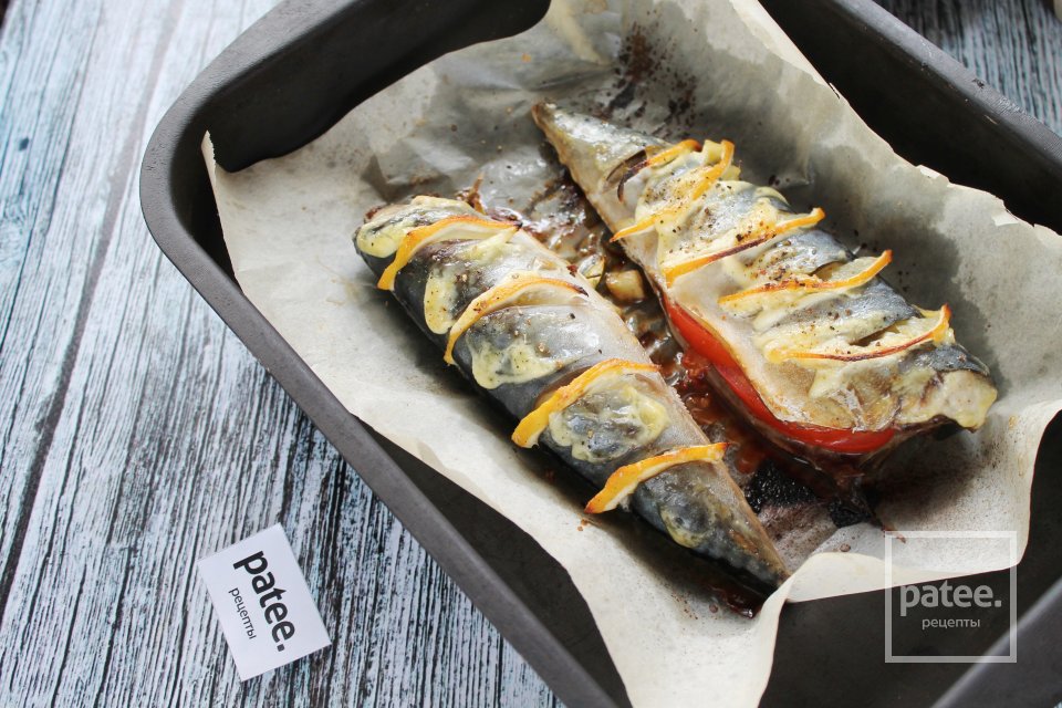 Скумбрия запеченная с помидорами и чесноком - Шаг 14