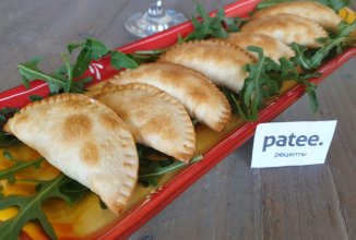 Испанские тапас - пирожки с начинкой