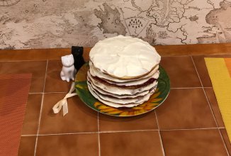 Торт «Молочная девочка»