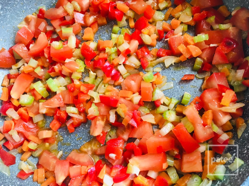 ЧЕЧЕВИЧНЫЙ СУП С ОВОЩАМИ - Шаг 2