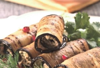 Рулетики из баклажан