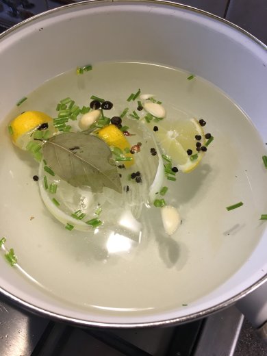 Салат «Алые паруса» с кальмарами🦑🦑🦑 - Шаг 2