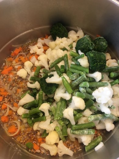 Постный овощной суп с гречкой - Шаг 6