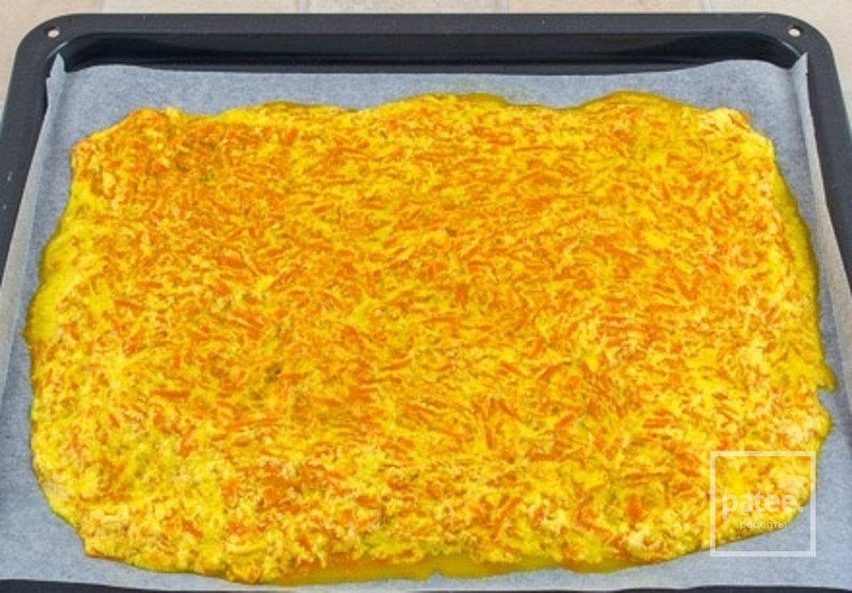 Морковный рулет со сливочным сыром - Шаг 6