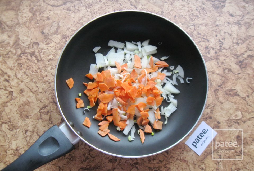 Тушеная капуста с тыквой и грибами - Шаг 3