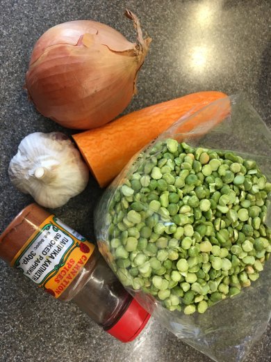 Гороховый супчик с копченой паприкой - Шаг 1