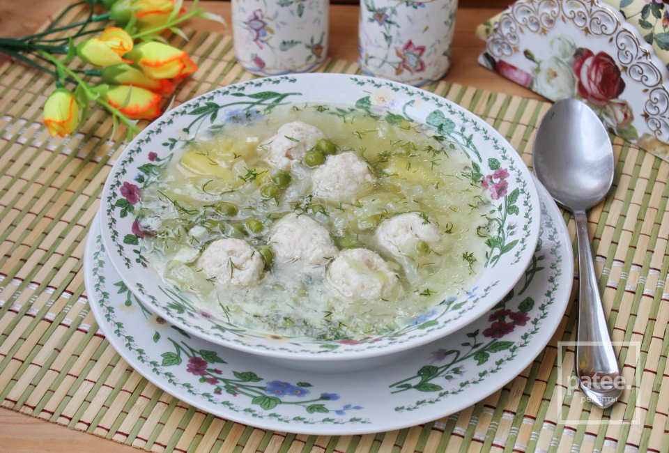 Суп с молодой капустой и зеленым горошком - Шаг 13