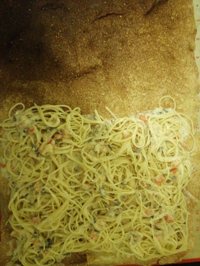 Рулет "что было в холодильнике" - Шаг 8