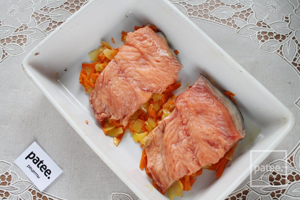 Горбуша в духовке с овощами и сыром - Шаг 8