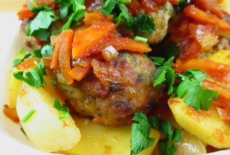 Тефтели с картофелем запеченные в духовке