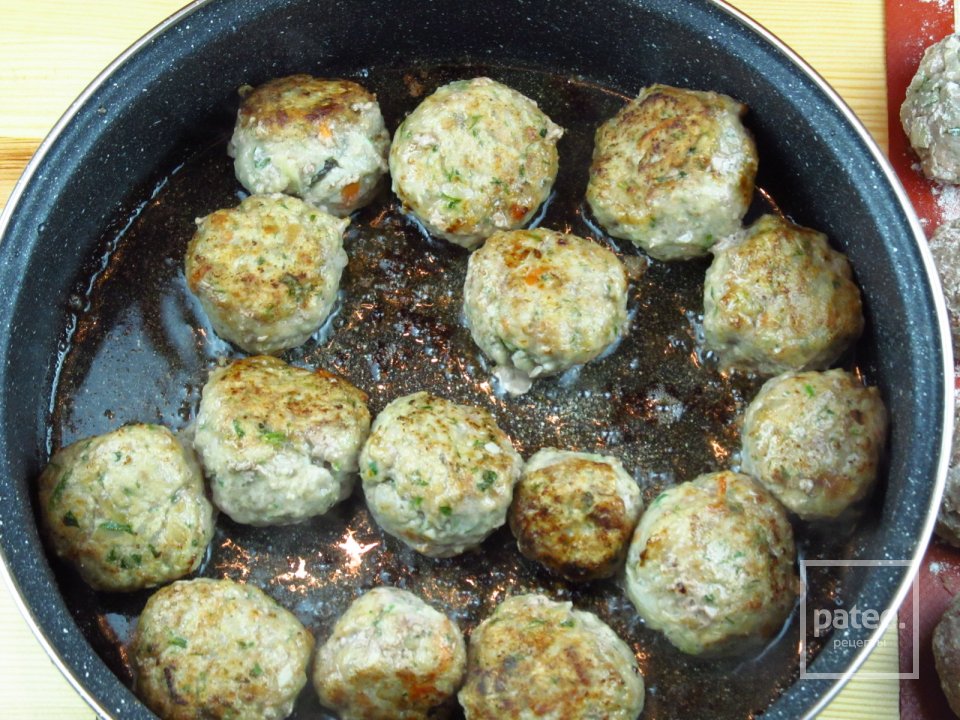 Тефтели с картофелем запеченные в духовке - Шаг 2