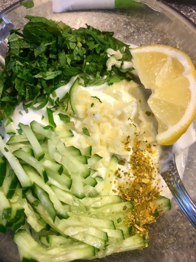 Универсальный греческий соус - Шаг 2