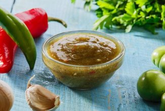 Ткемали из киви