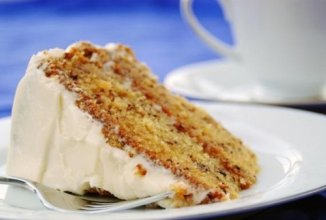 Банановый пирог с творожным кремом