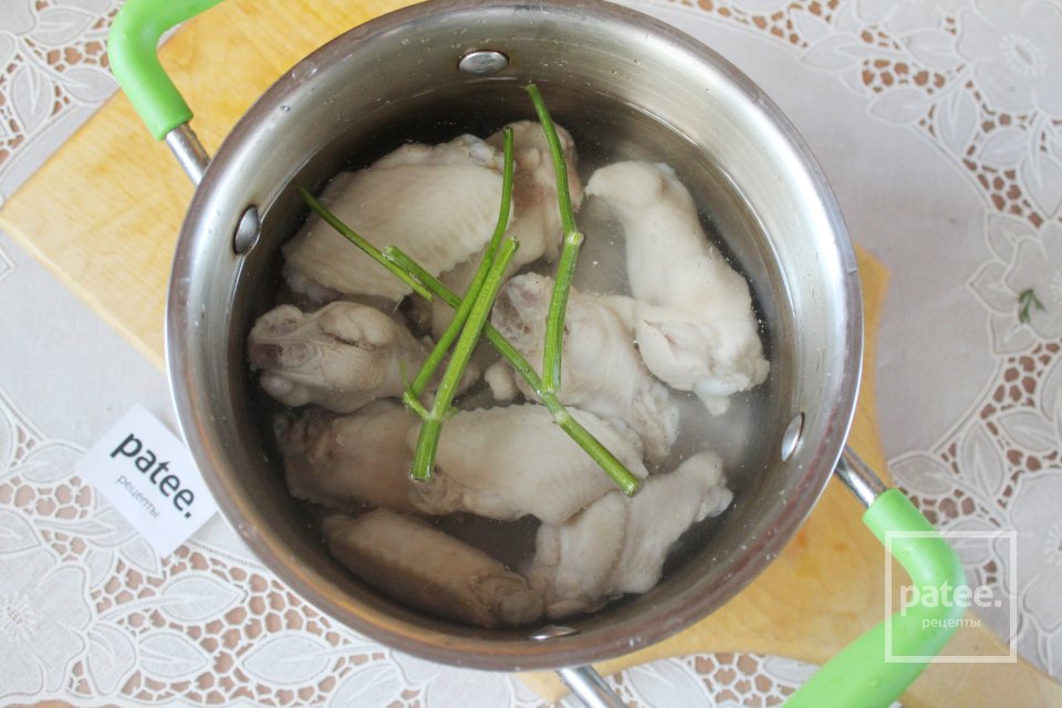 Легкий куриный суп с вермишелью и черемшой - Шаг 5