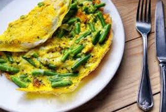 Омлет со спаржей