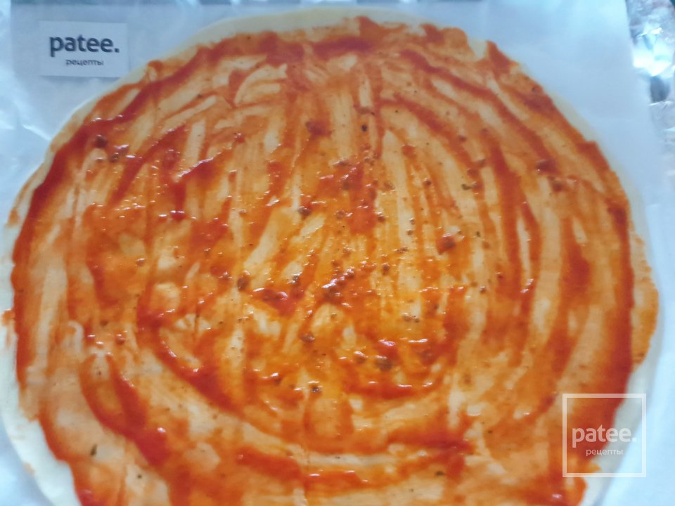 Пицца по-домашнему на слоеном тесте - Шаг 4