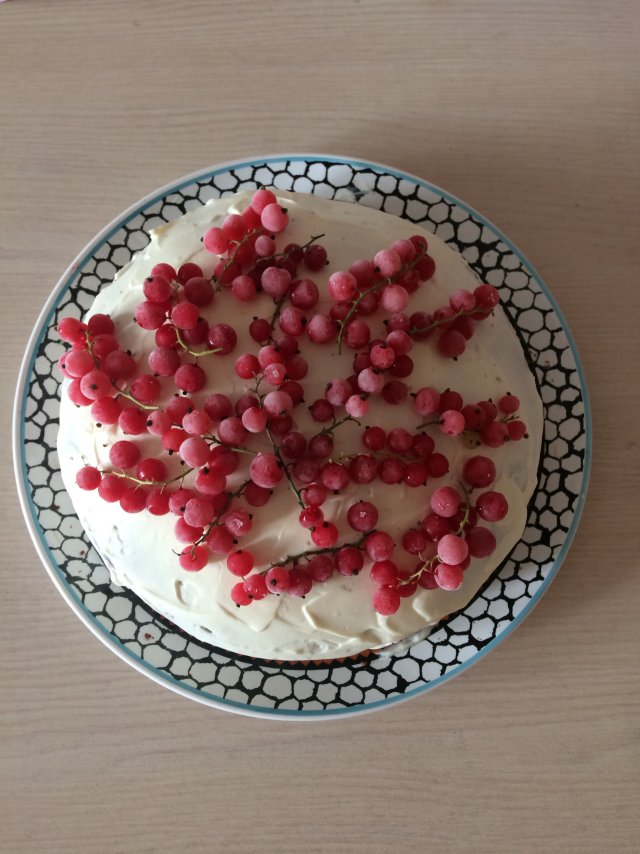 Базовый торт с шоколадным бисквитом