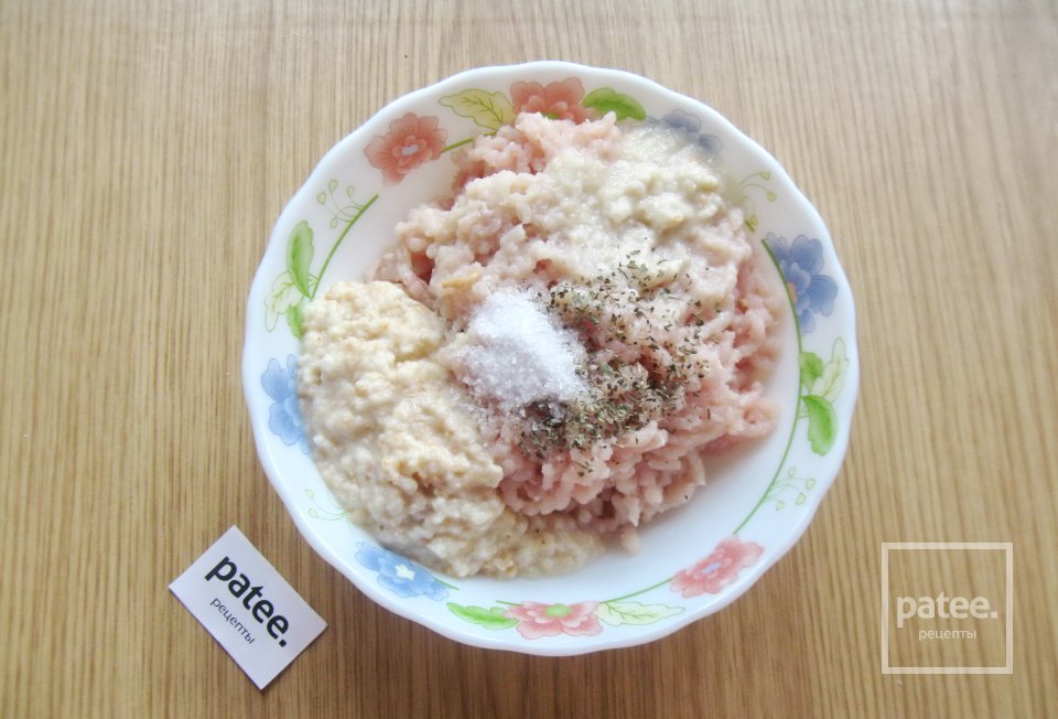 Куриные биточки с соусом - Шаг 4