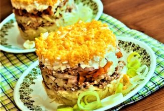 Изумительно вкусный салат с тунцом