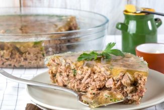 Холодец из свиных ножек и говядины