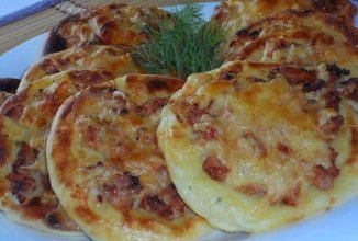 КАРТОФЕЛЬНЫЕ ВАТРУШКИ С КУРИЦЕЙ