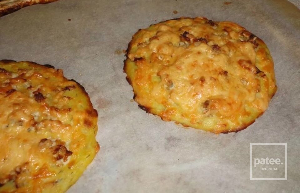 КАРТОФЕЛЬНЫЕ ВАТРУШКИ С КУРИЦЕЙ - Шаг 1