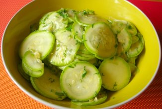 Малосольные кабачки с соевым соусом всего за 7 минут!