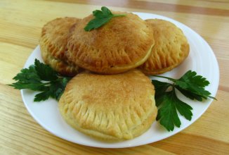 Пирожки в духовке с грибами из песочного теста