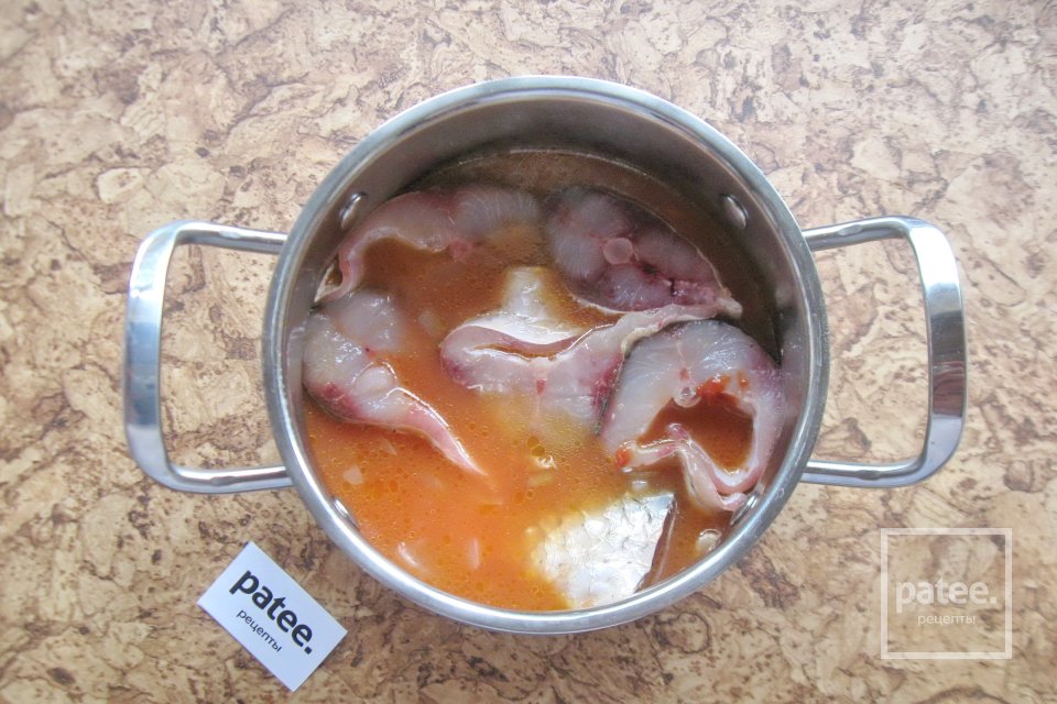 Пеленгас в томатном соусе - Шаг 8